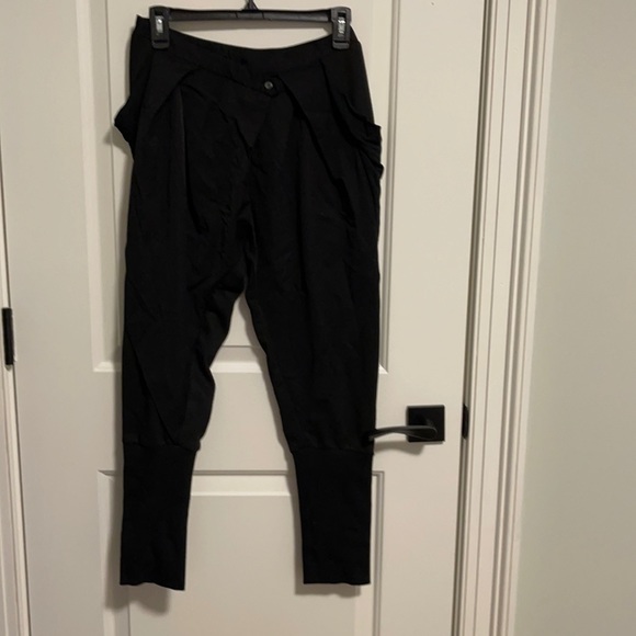 pants - Picture 1 of 2